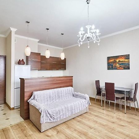 Ultracentral Spacious Apartment Kischinau Exterior foto