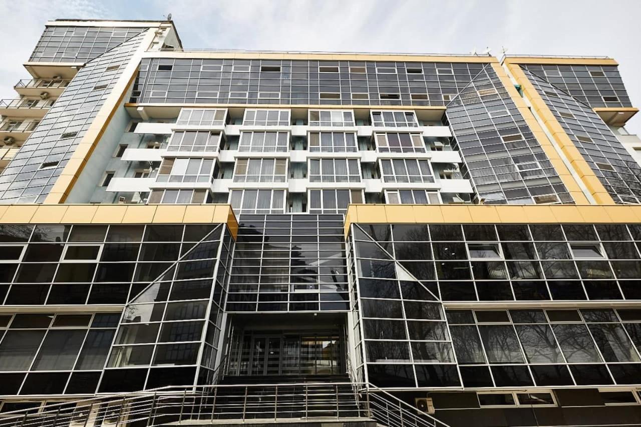 Ultracentral Spacious Apartment Kischinau Exterior foto